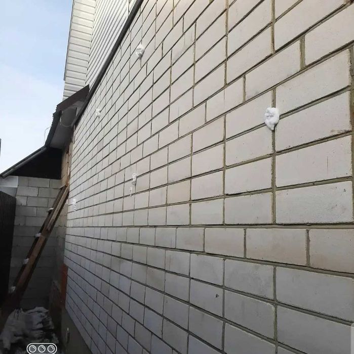 Утеплити будинок Піноізолом / Утеплить дом пеноизолом