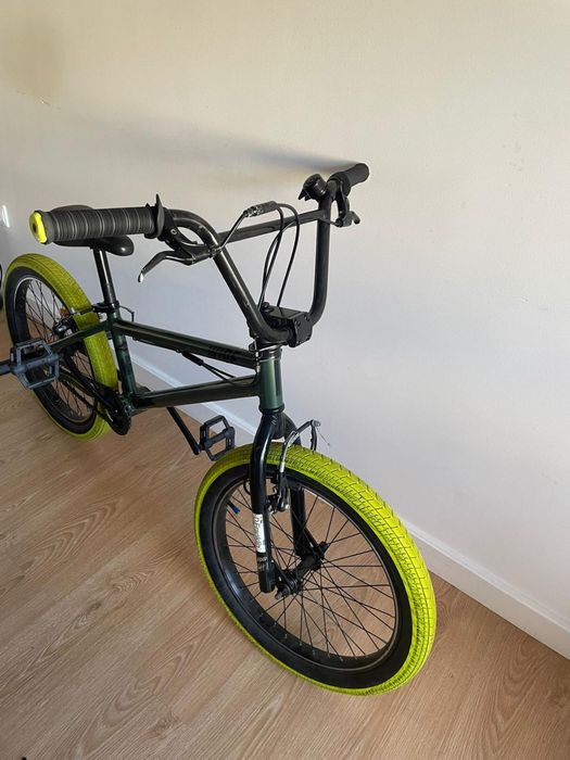 Bicicleta BMX Decatlon