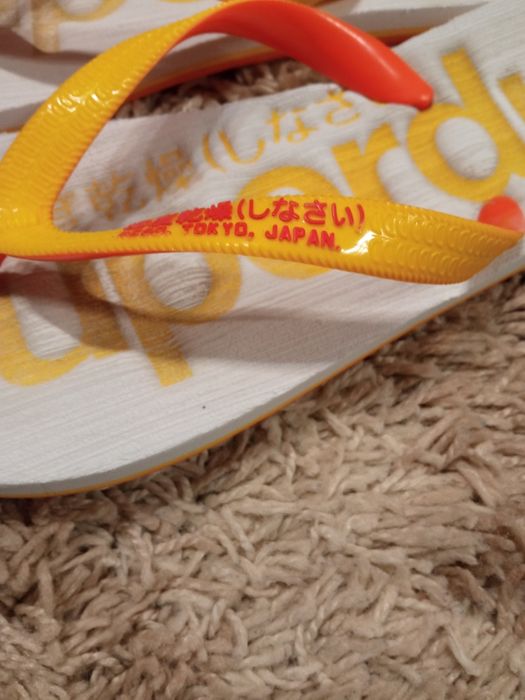 Фирменные сланцы, вьетнамки, шлепанцы