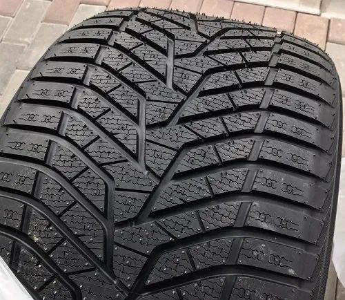 Купити зимові шини гуму резину покришки 245/45 R19 доставка підбір шин