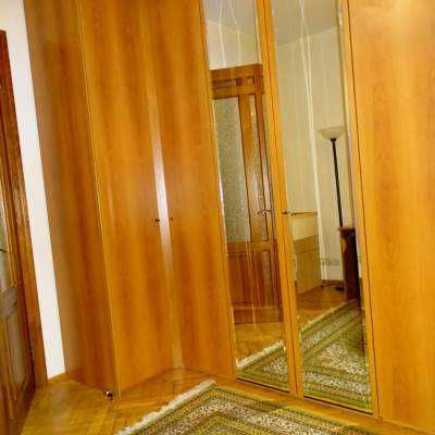 сдам большую современную 3-к. квартиру Печерск метро Арсенальная 3 мин