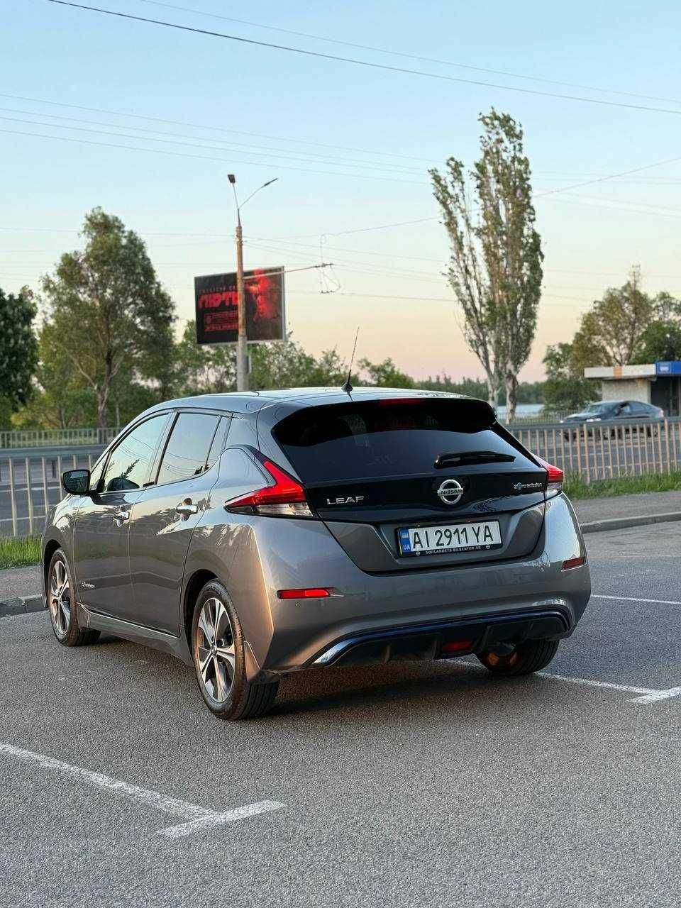 Nissan Leaf 2019, 40kW, 93%SOH. 92т КМ пробега.