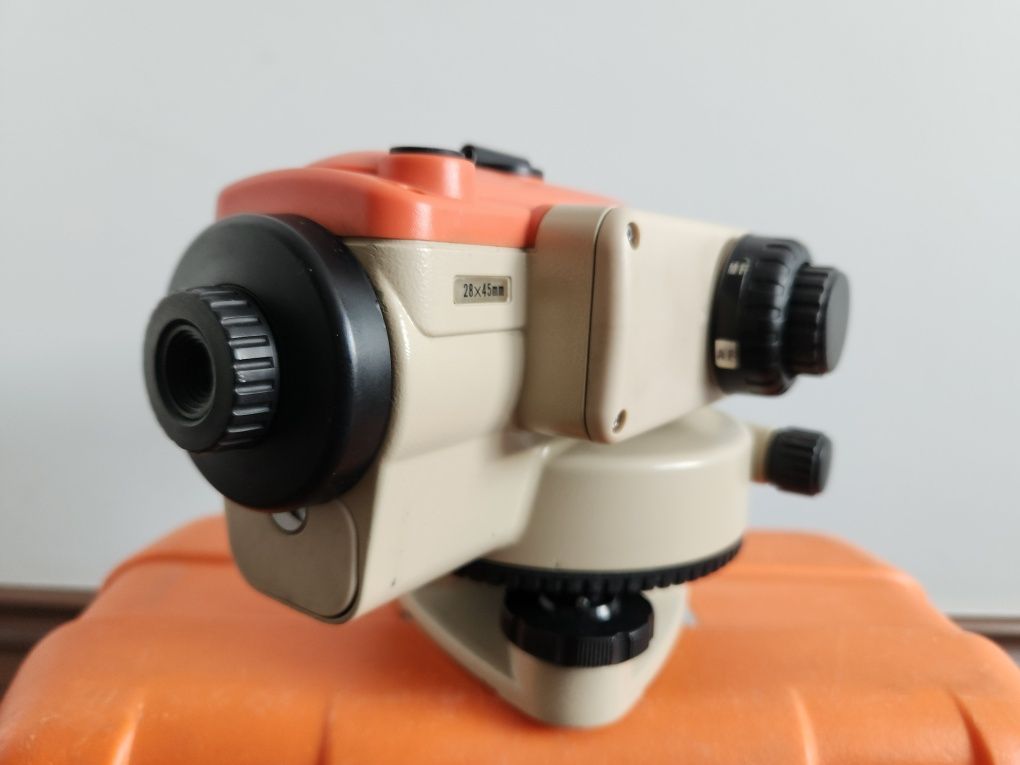 Niwelator Pentax AFL-280
