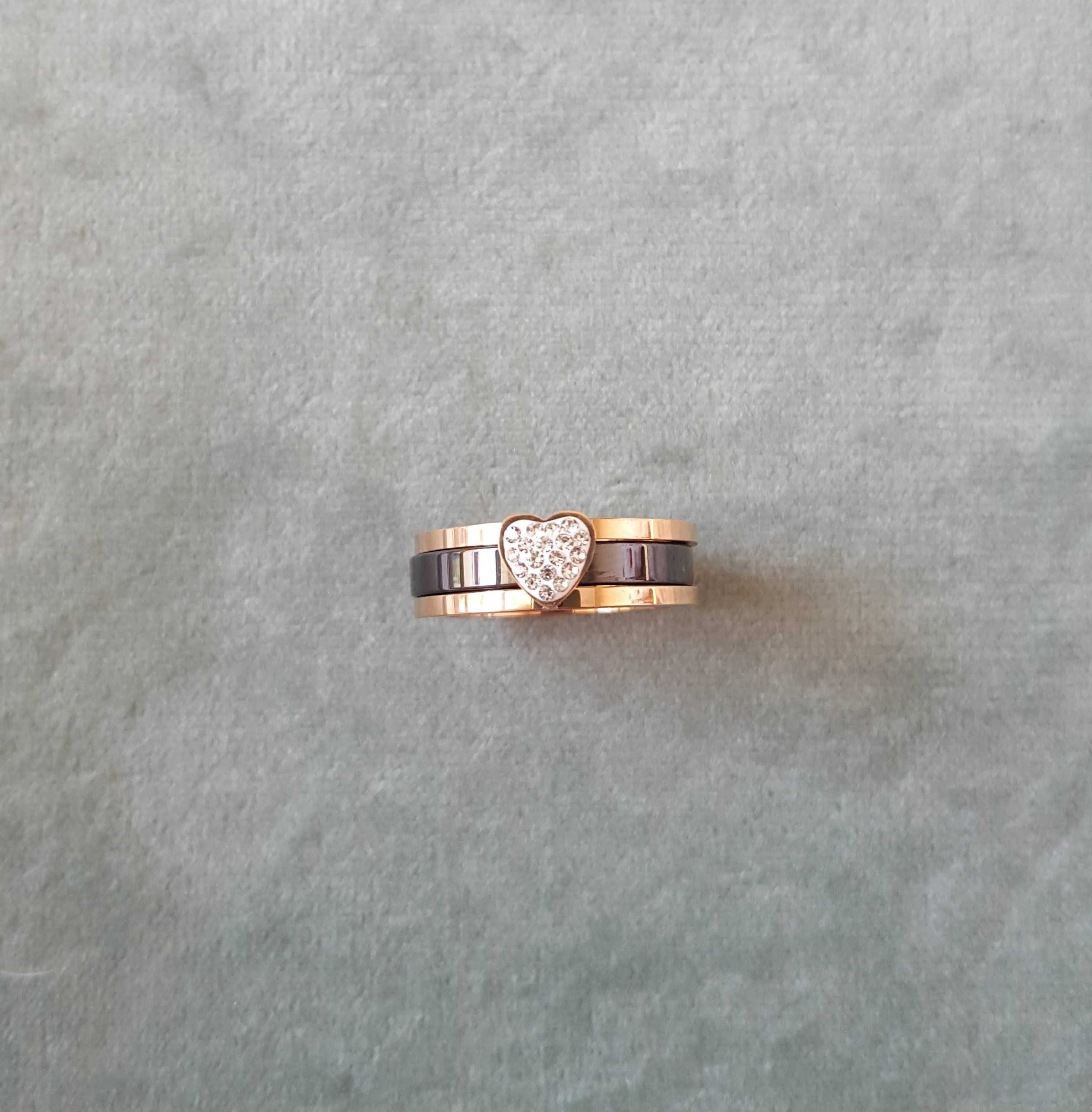 Nowy pierścionek komplet zestaw dwa pierścionki obrączka różowe złoto