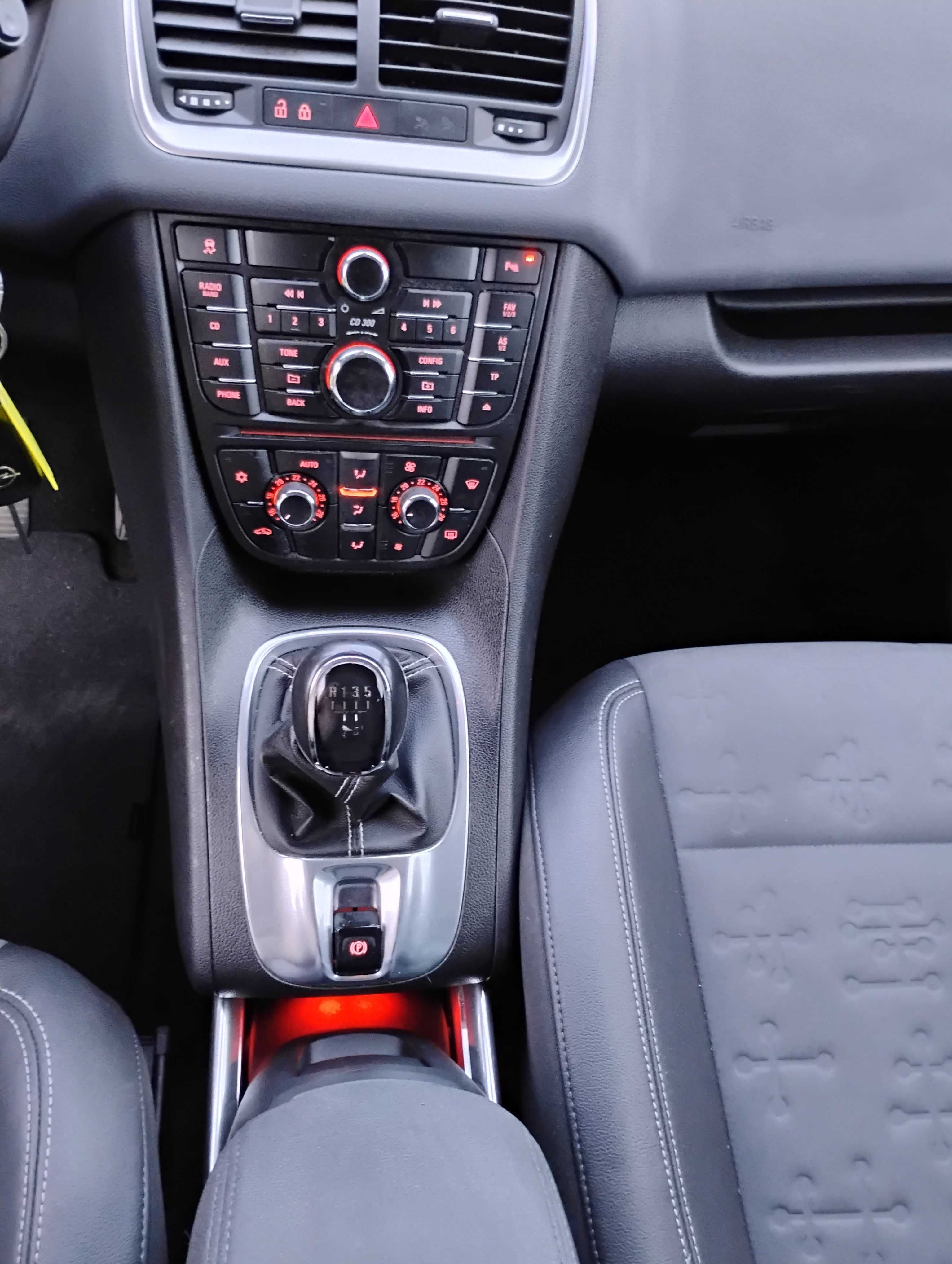 Opel Meriva 1.4b 120km Cosmo Bogata wersja Zadbana