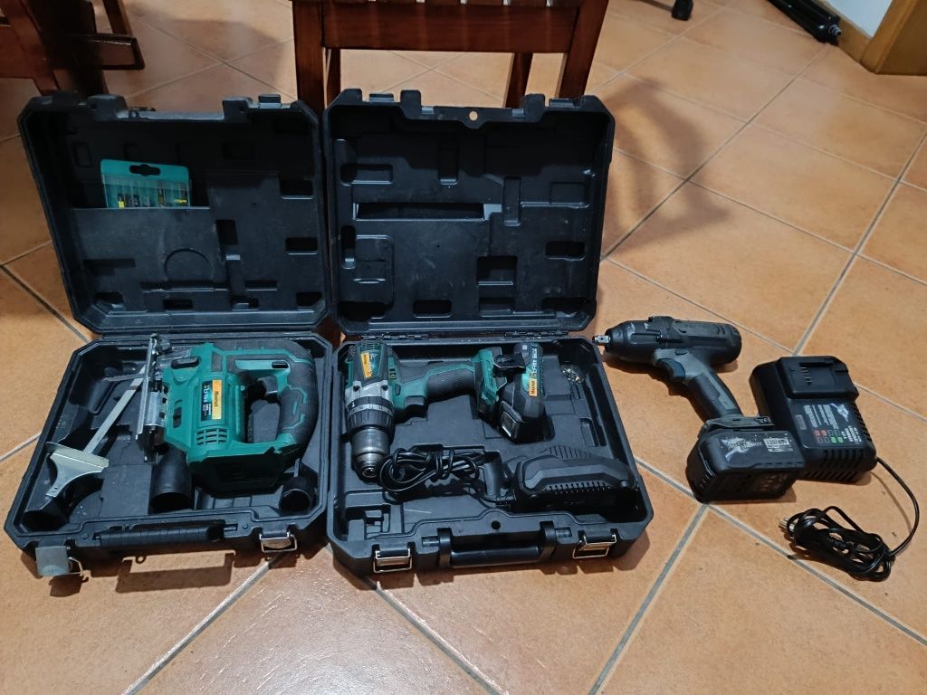 Vendo ferramentas