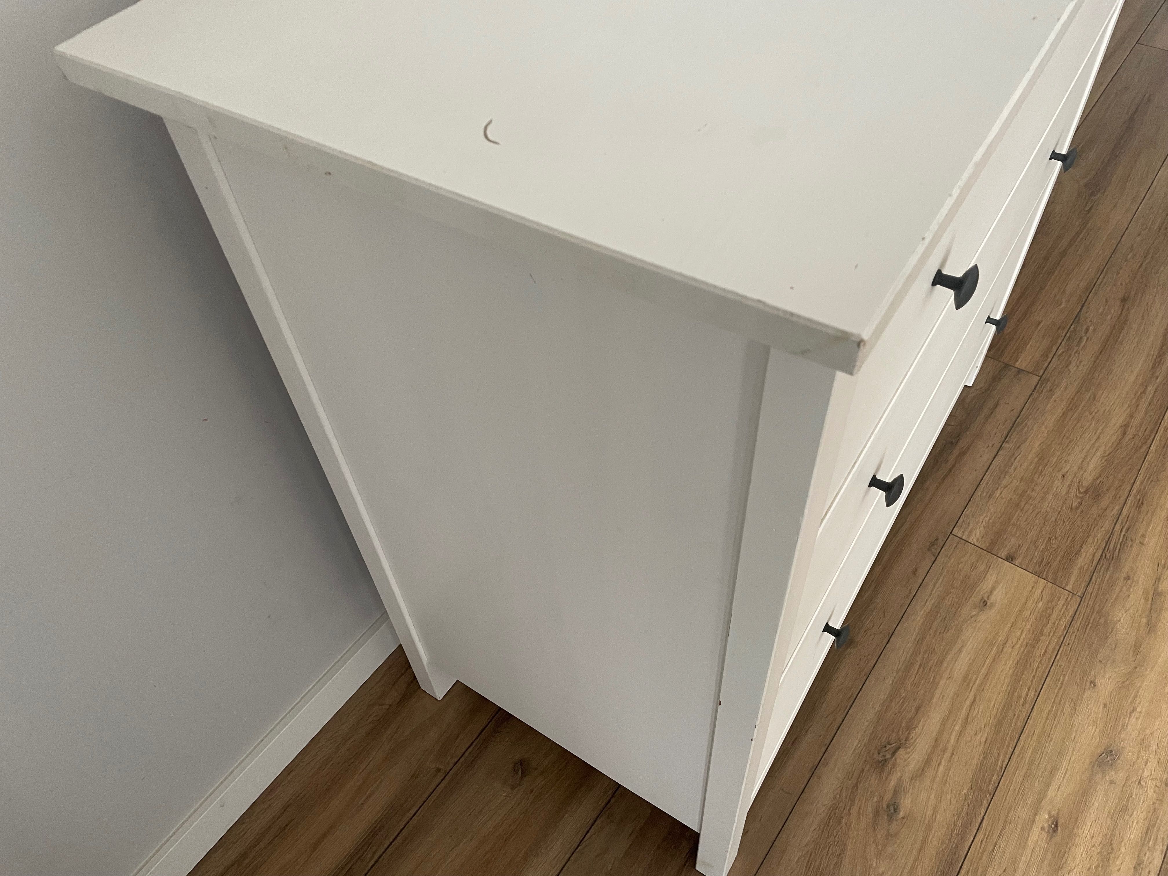 Comoda IKEA Hemnes