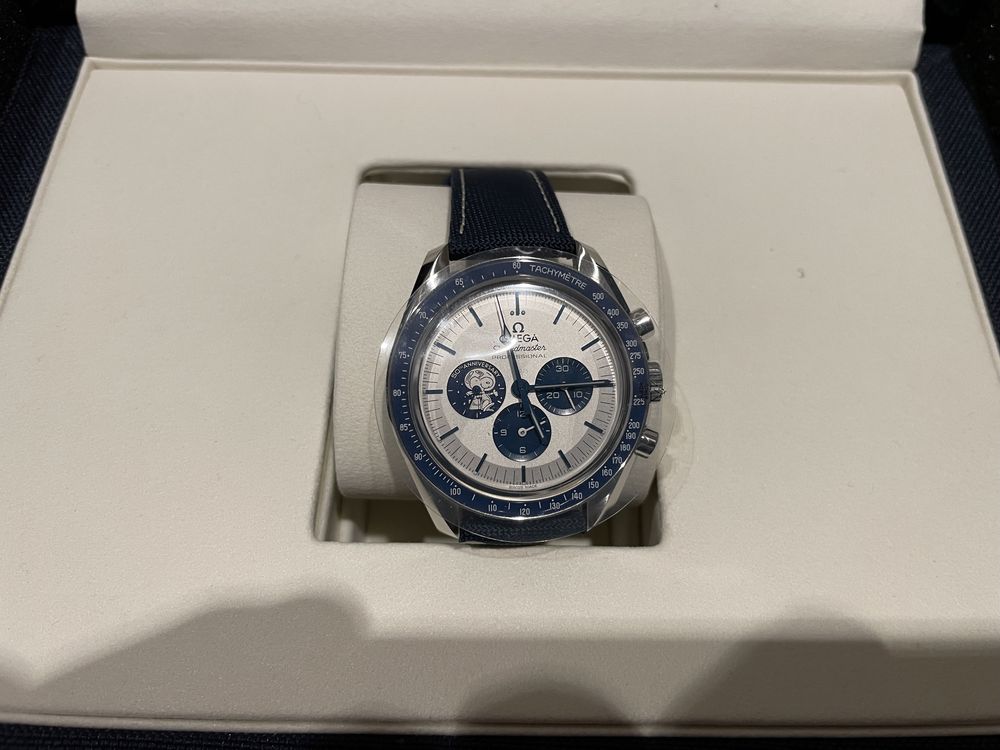 Omega Speedmaster Silver Snoopy Award 50th Anniversary