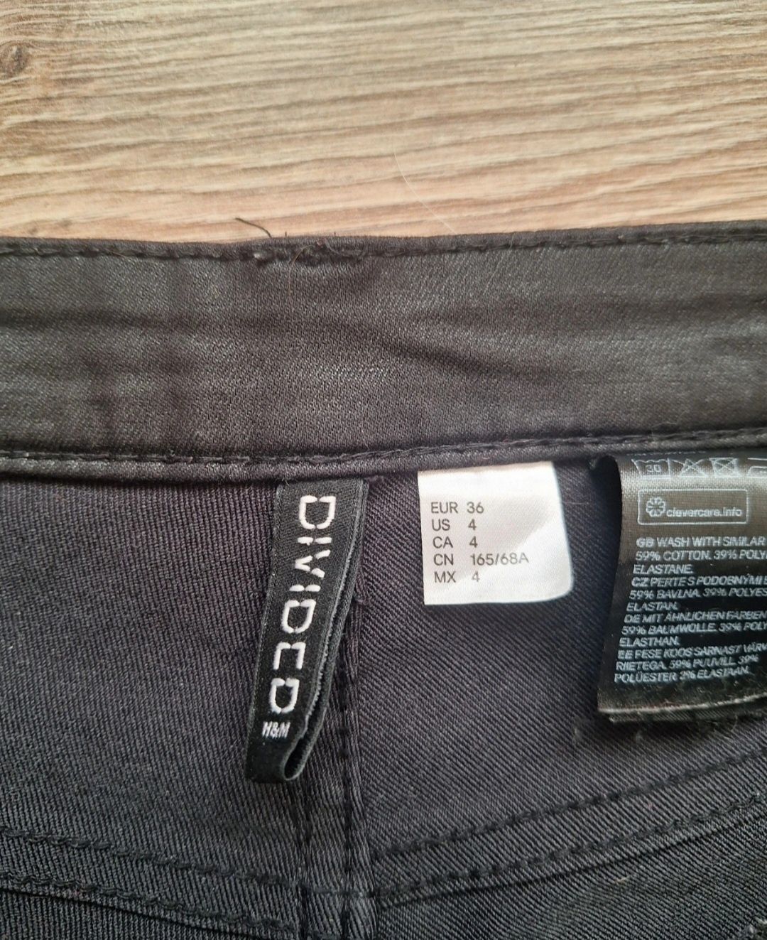 Czarne spodnie woskowane  36 h&m wysoki stan