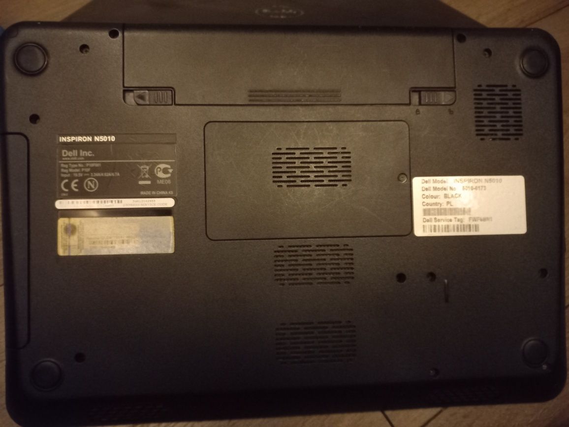 Laptop dell czarny