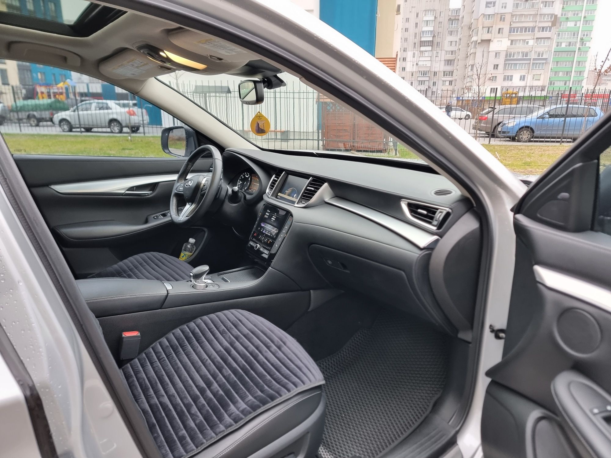 Infiniti qx50 2020