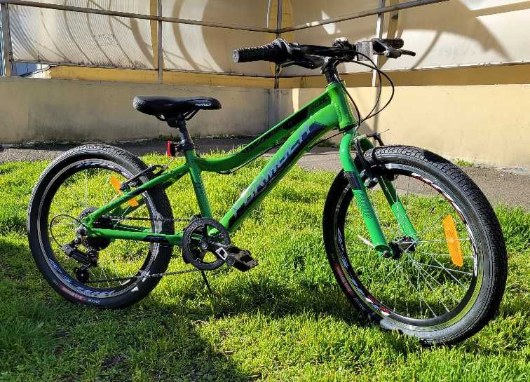 Дитячий велосипед Formula, на 6-8 років, новий, зелений колір