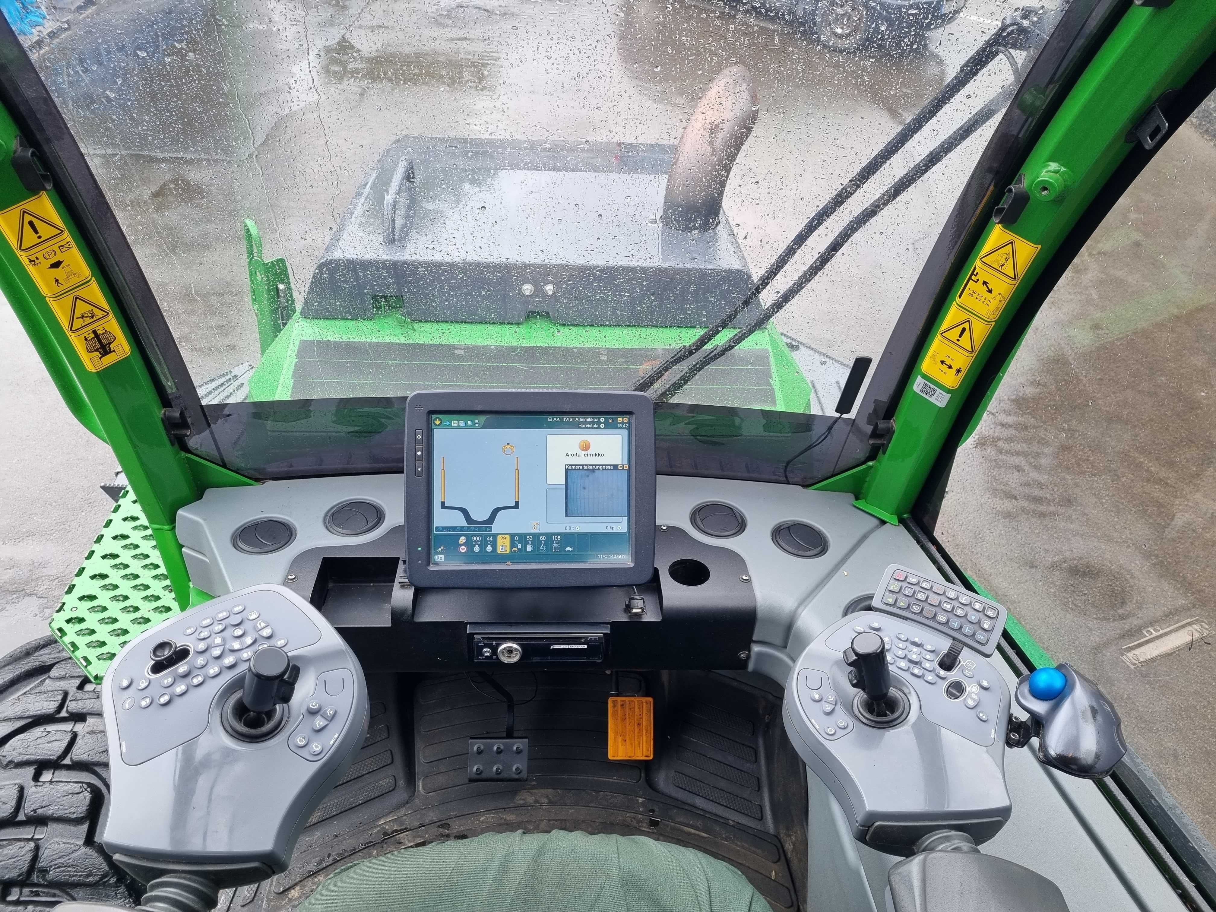 John Deere 1010G Forwarder
