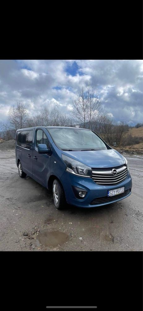Wynajem busów 9 os/ 8os