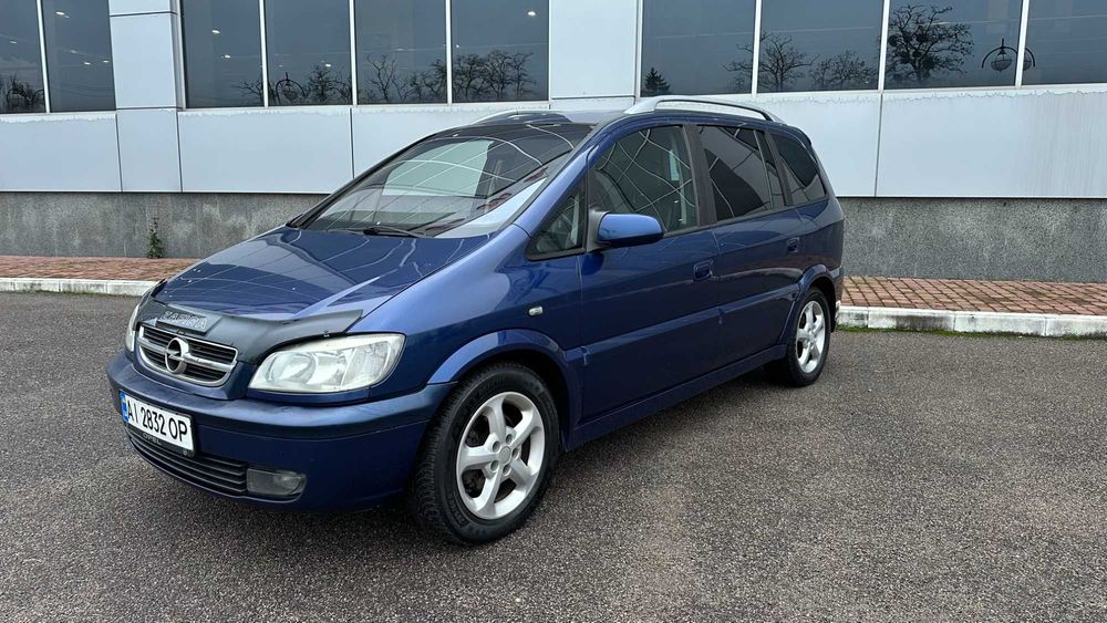 OPEL ZAFIRA 2.2D. 2004рік.