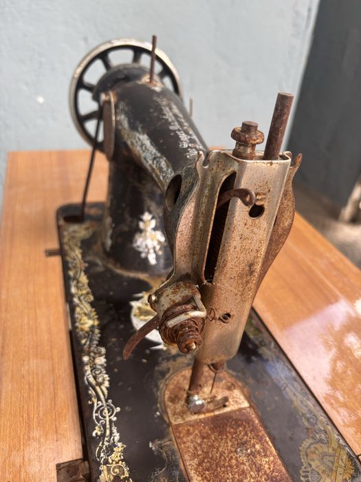 Máquina de costura de Marca Singer