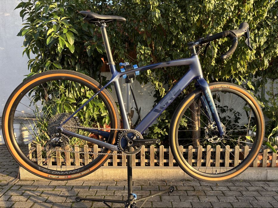 Bicicleta Gravel Quadro e Forqueta em Carbono