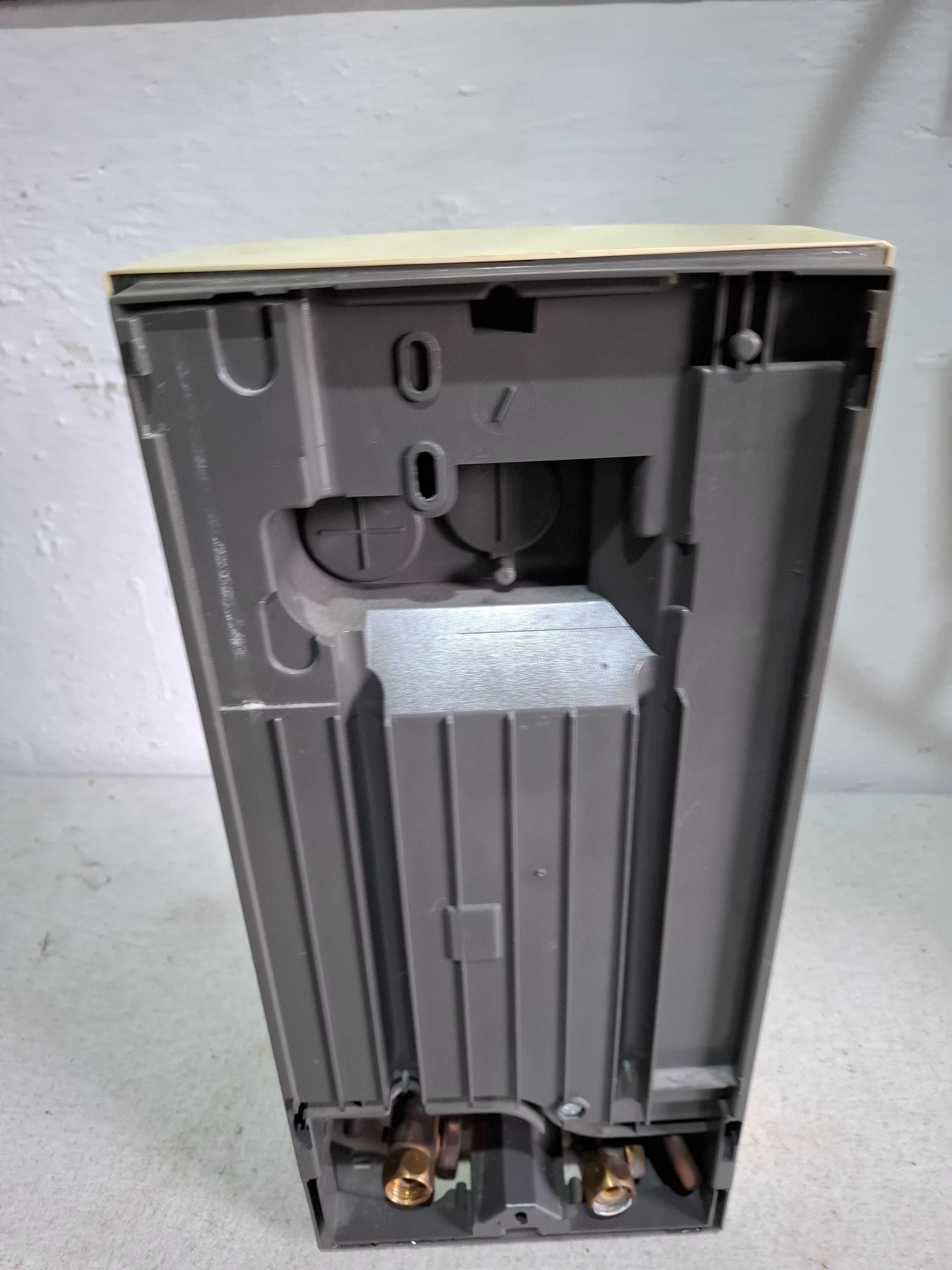Przepływowy Ogrzewacz wody STIEBEL ELTRON 21 kW/400 V - DHB 21 Uni