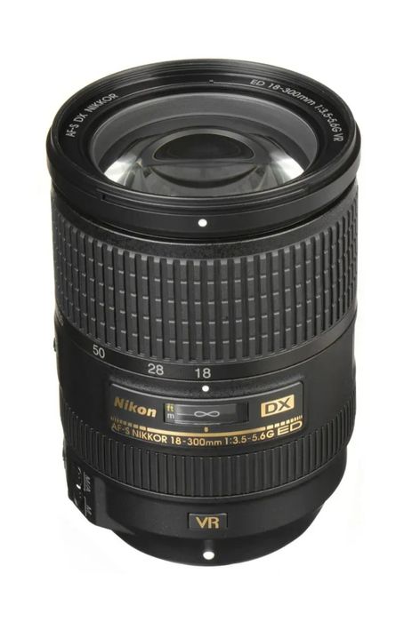 Объектив Nikon AF-S 18-300mm f/3.5-5.6G ED VR