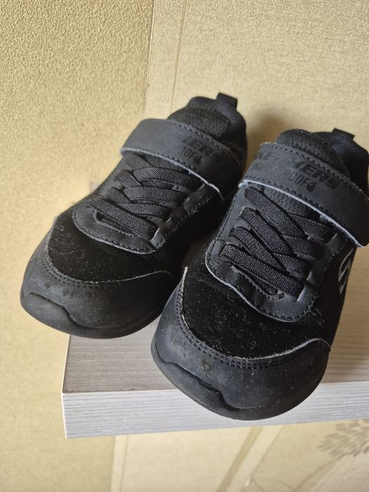 Продам Дитячі кросівки Skechersки Скетчерс