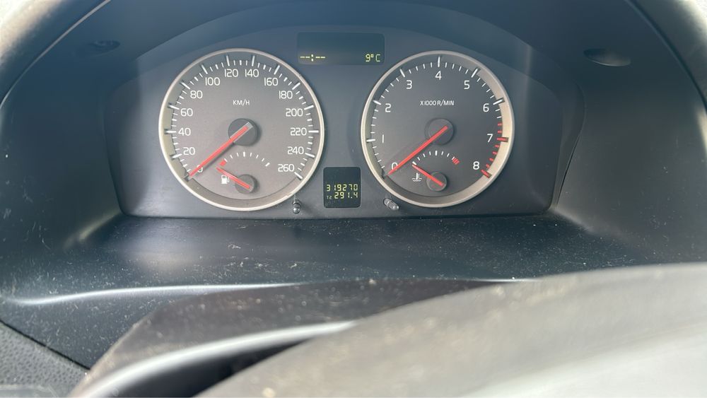 Продам гарну машину