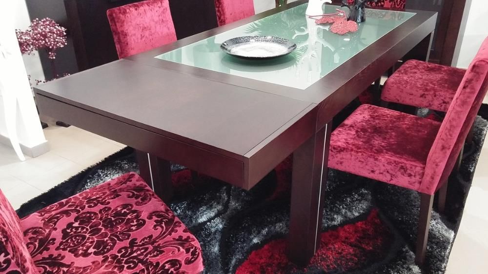 Mobília de sala nova em carvalho