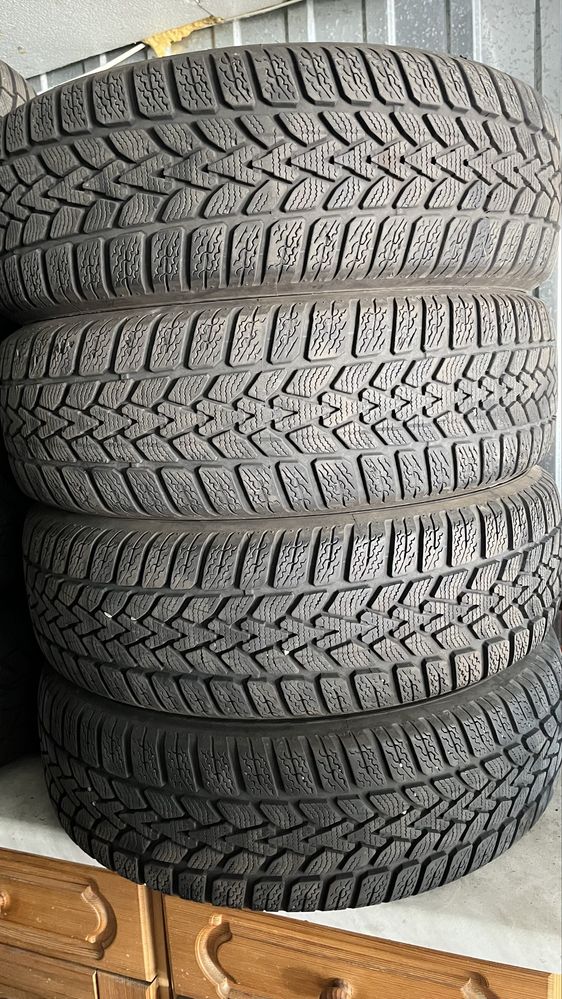 Opony Dunlop 195/65 R15 zimowe