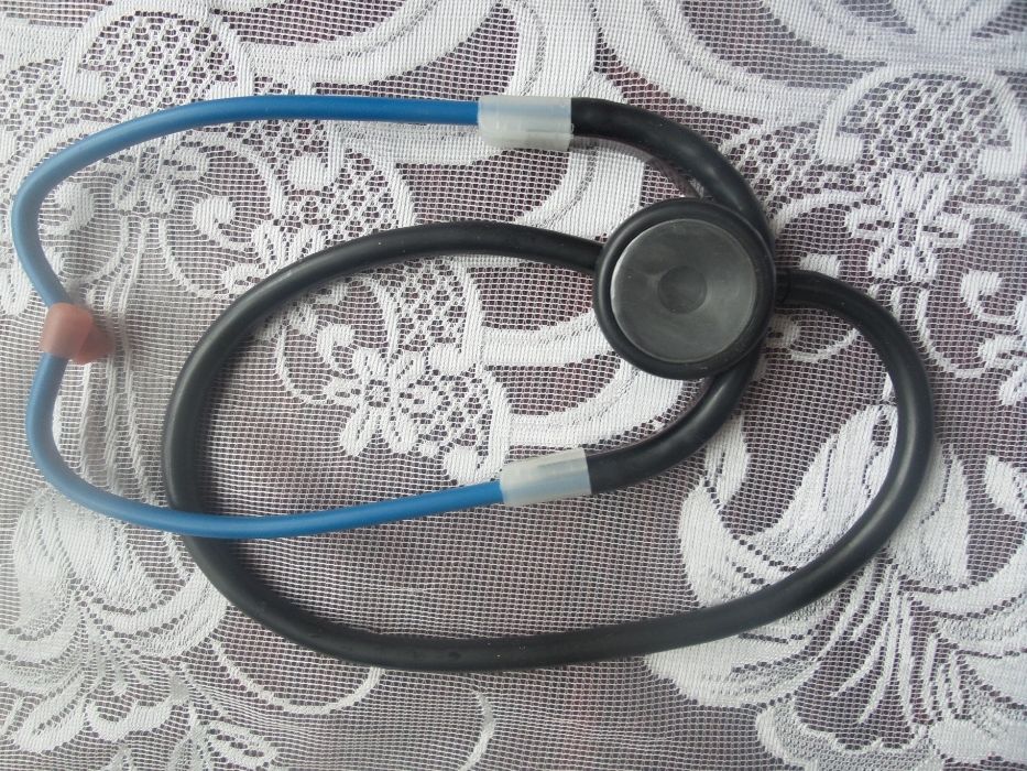 Продам тонометр механический "Mediacare" Sphygmomanometer