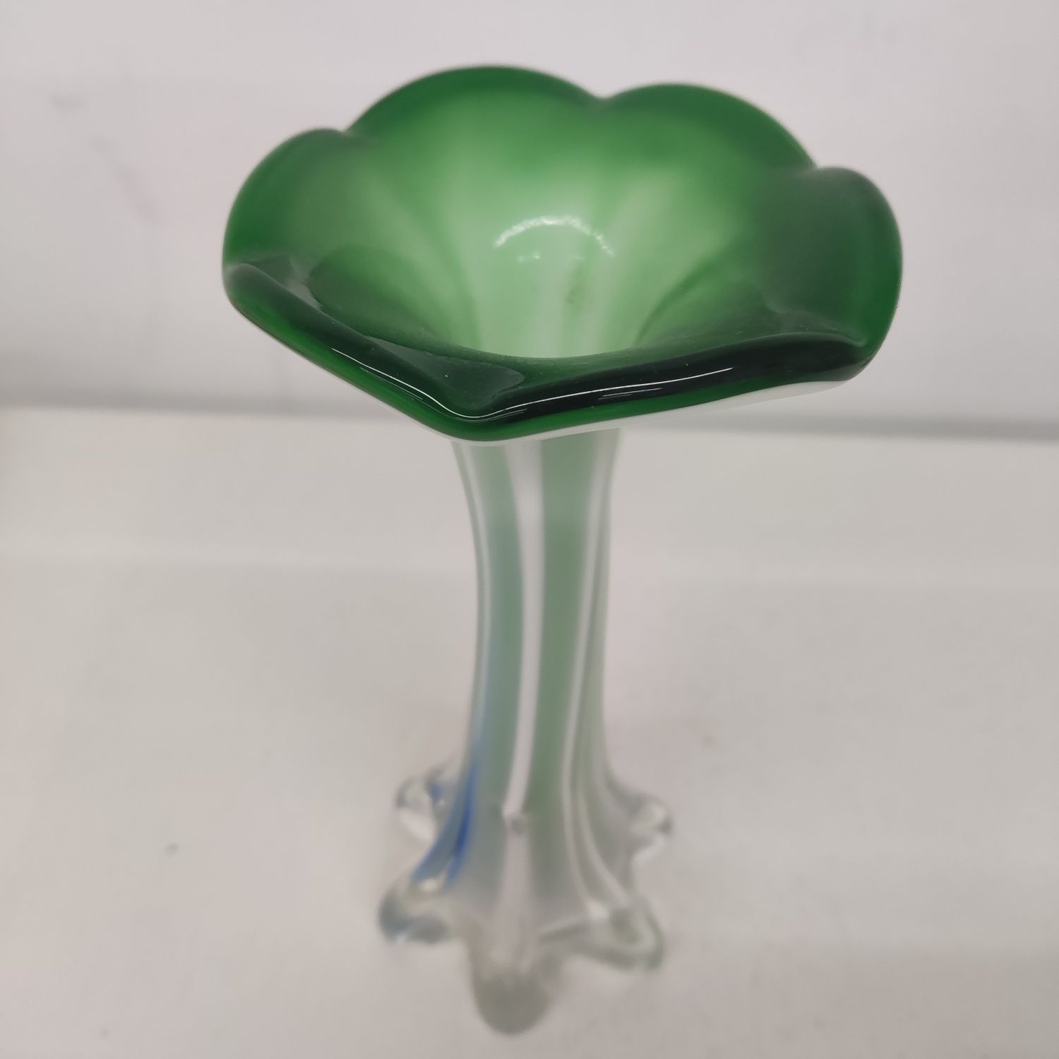 A  Jarra Solitária