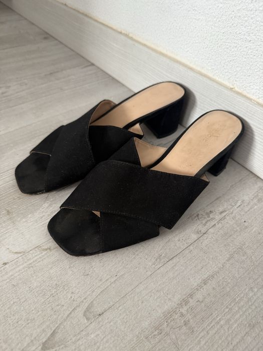 Sandálias pretas mules PARFOIS 40