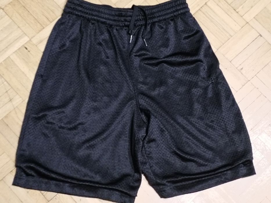 Spodenki sportowe czarne