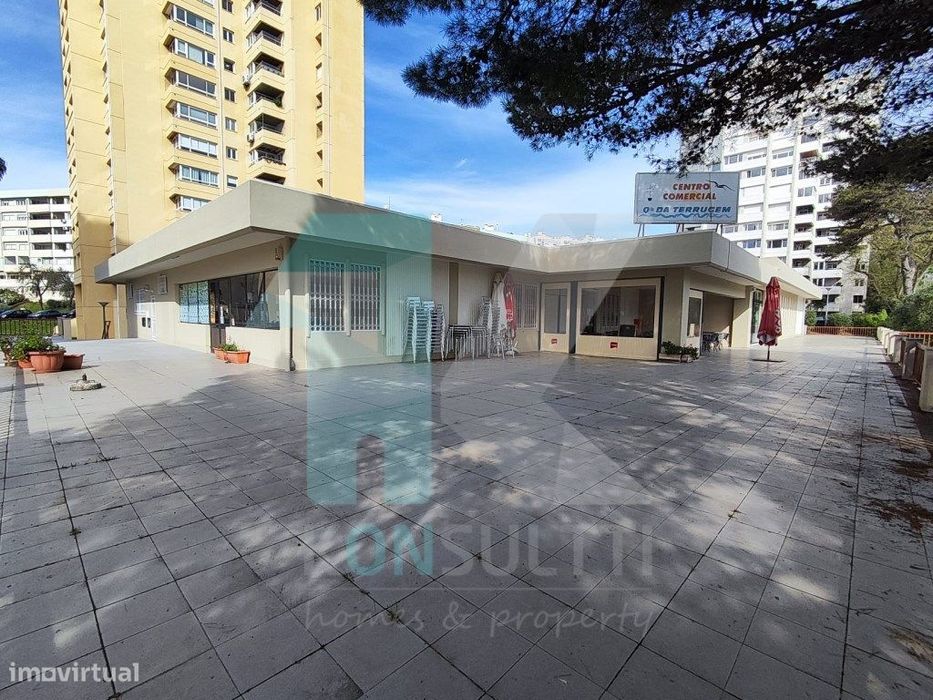 Excelente oportunidade - Centro comercial à venda em Terrugem: