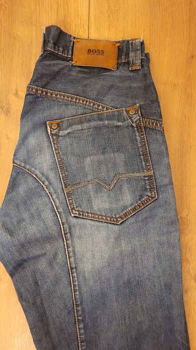 Spodnie jeansowe hugo boss