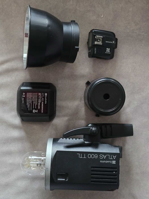 Lampa Quadralite Atlas 600 TTL (z akumulatorem), stan bez zastrzeżeń