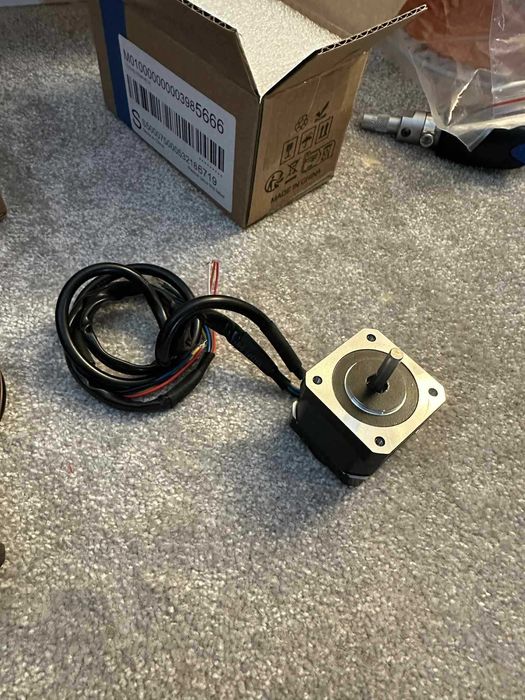 Silniki krokowe NEMA 17 – 3x z ENKODER zamknięta pętla, 1x standardowy