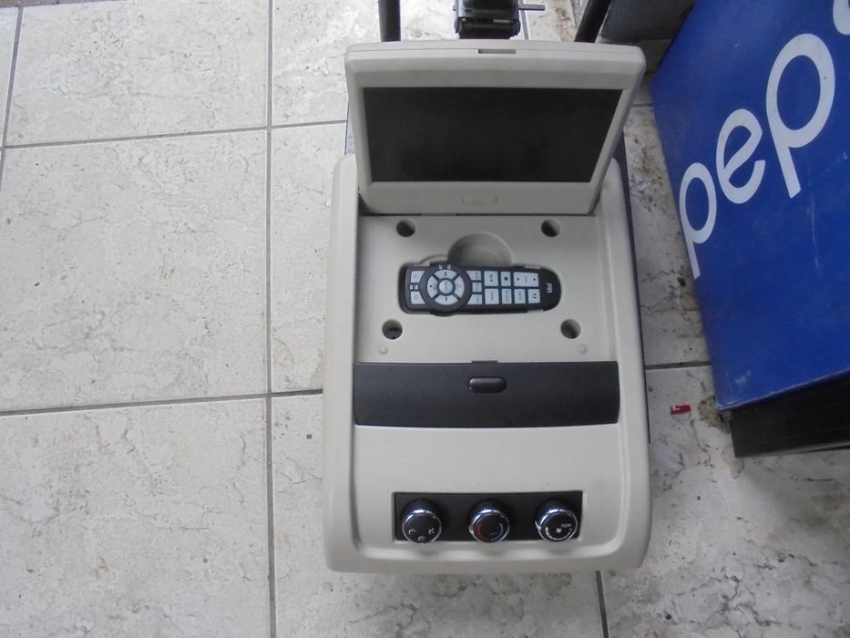 Freemont wyświetlacz DVD