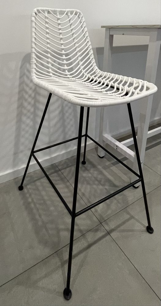 NOVO PREÇO Mesa Cozinha + 2 Cadeiras Altas