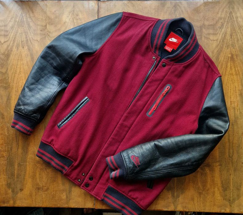 Бомбер . клубная куртка (Nike) Винтаж. размер L