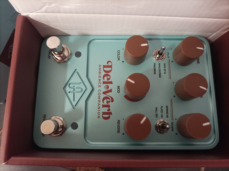 Universal Audio Del-Verb