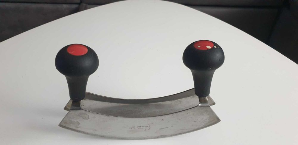 Starocie z Gdyni - Stare sztućce - szatkownik ręczny do rozpoznania