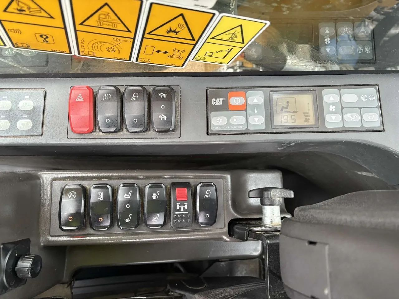 Caterpillar M 314F ROTOTILT TRS10 SZCZYPCE SUPER STAN  5728 MTH, skręt kół w joysticach, 3 łyżki