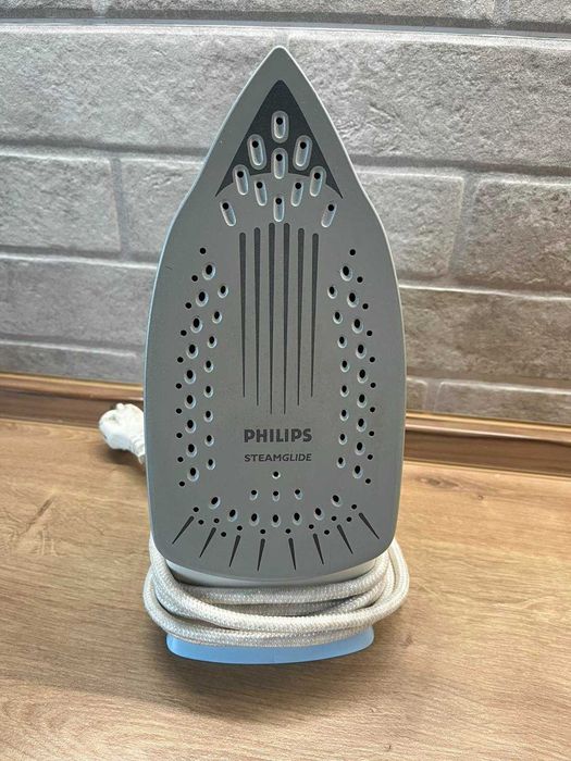 Праска PHILIPS GC-3320