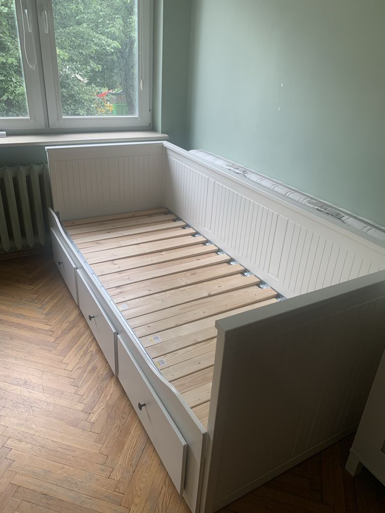 Łóżko ikea HEMNES z dwoma materacami rozkładane leżanka