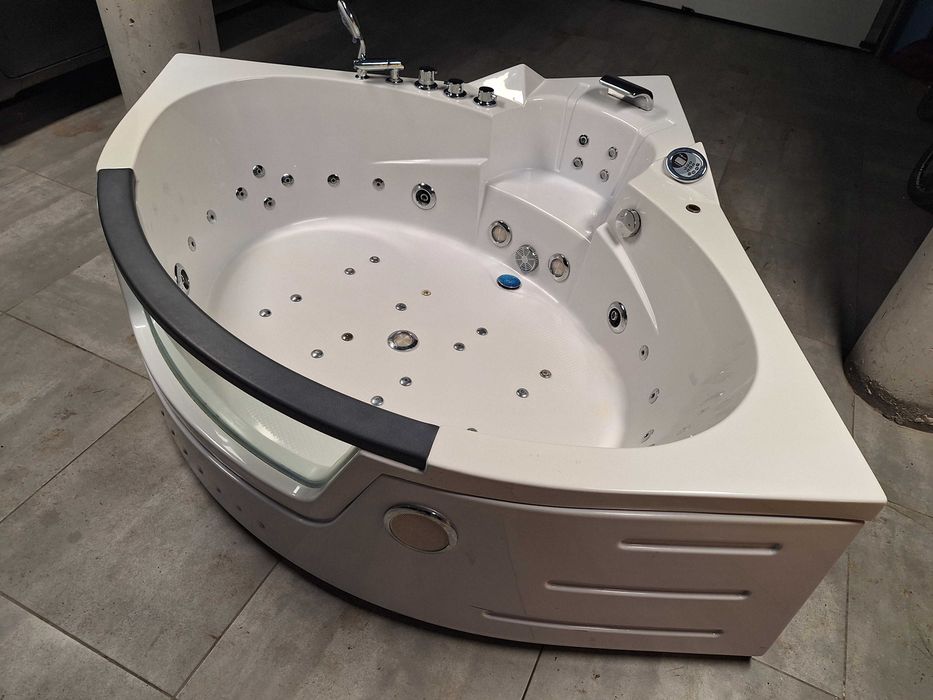 Wanna z hydromasażem