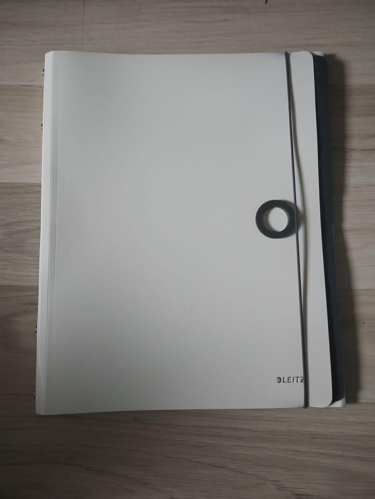 Zestaw! Elegancki notes i segregator