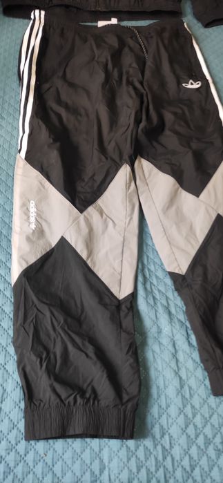 Fato de treino Adidas novo