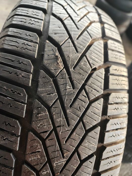 Opony zimowe  195/65/15 komplet