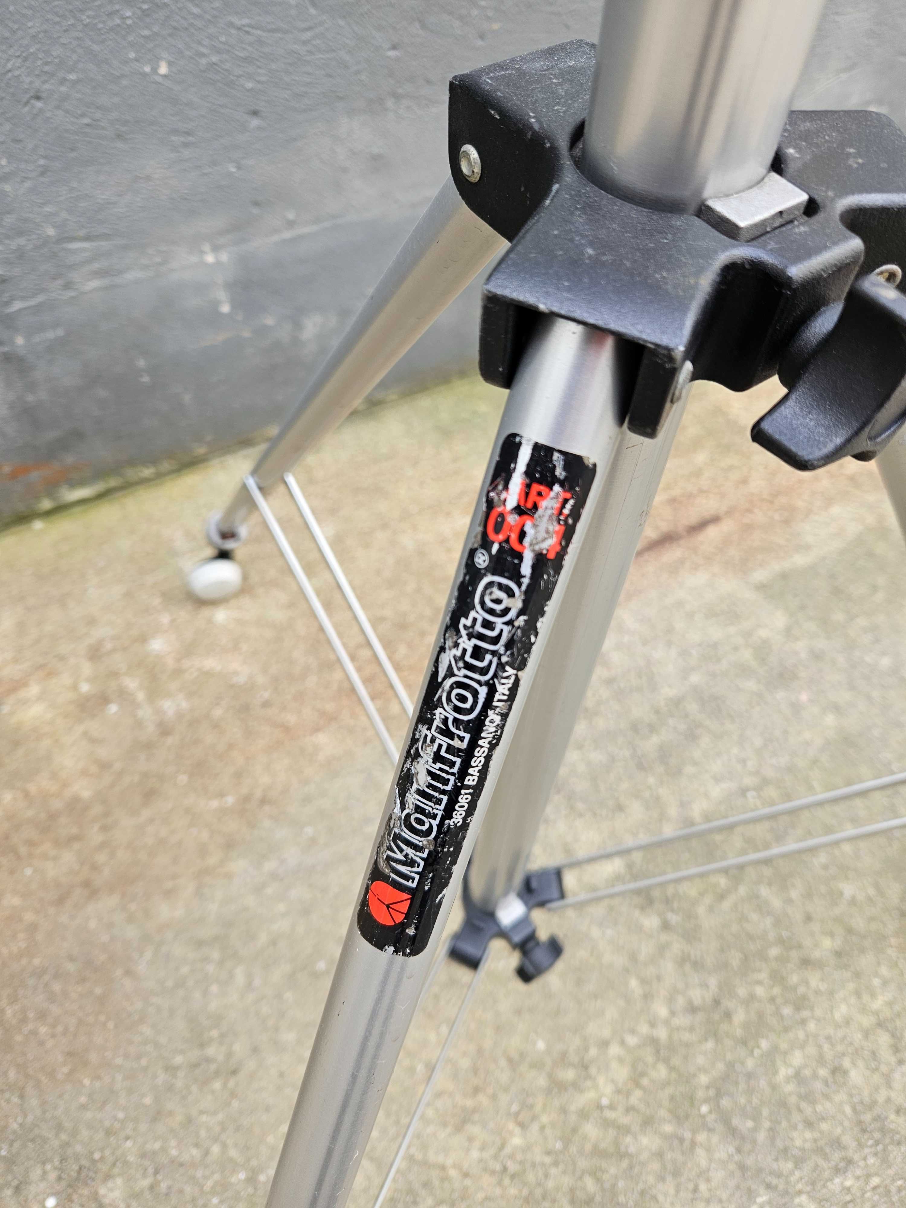 Tripé de Iluminação Manfrotto c/ rodas