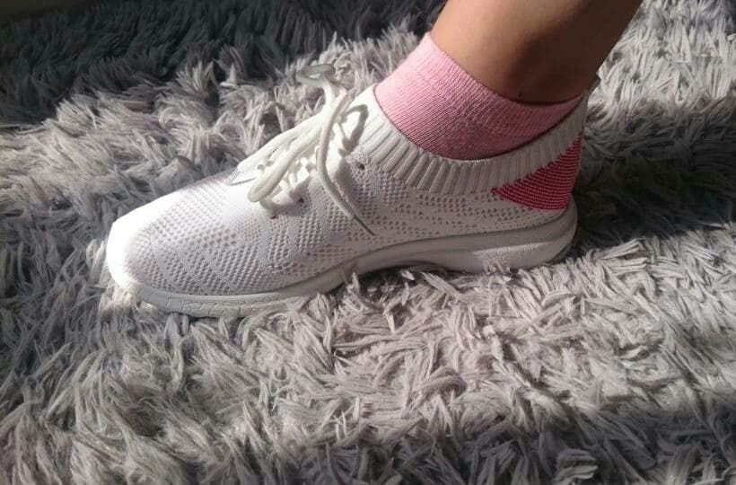 Buty sportowe białe materiałowe siateczkowe rozmiar 38