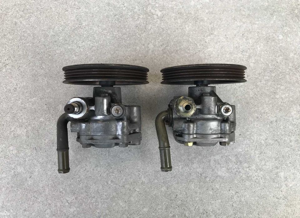 Насос гидроусилителя (ГУР) Mazda Demio (1996-2002р.в) - 1.3L 1.5L